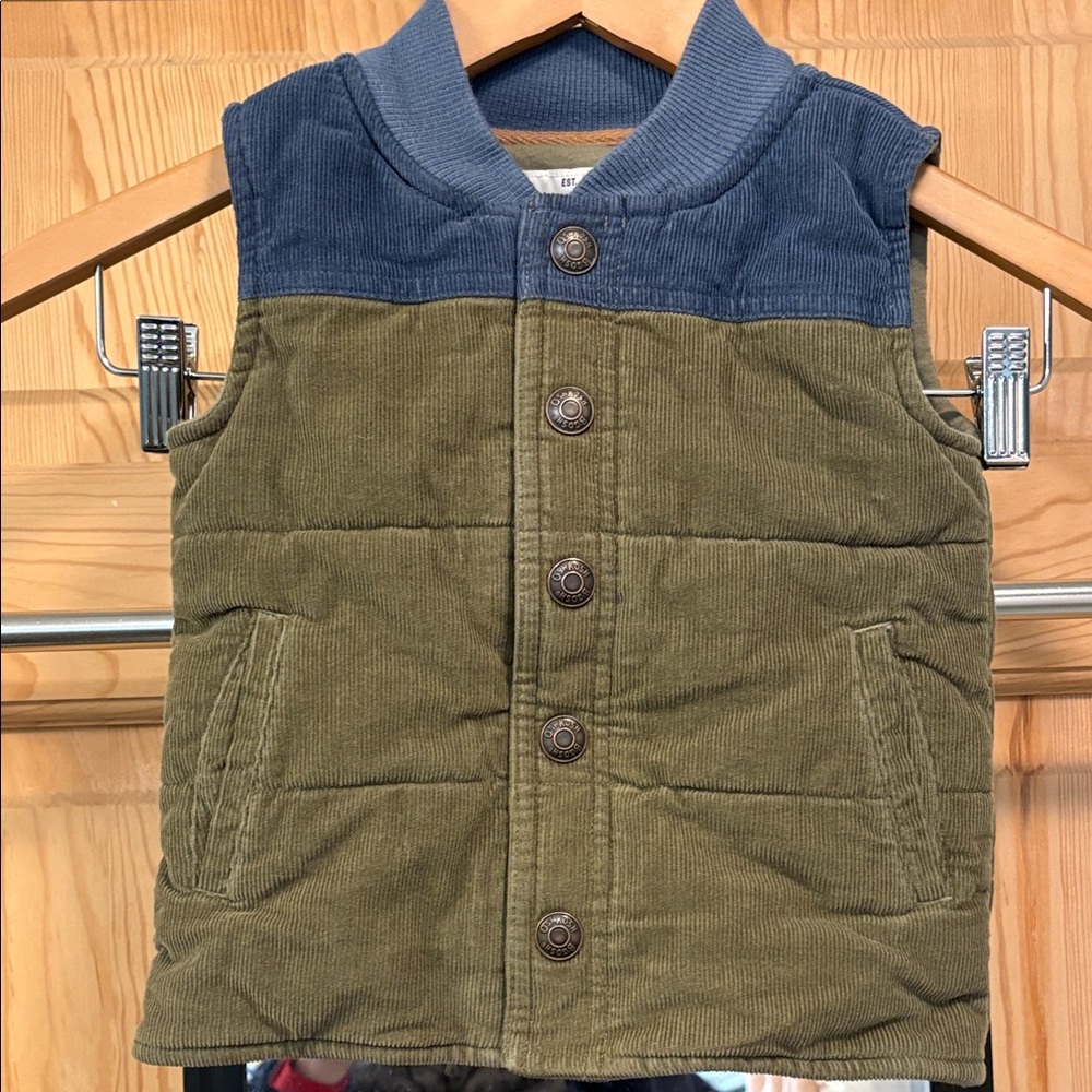 OshKosh B'gosh Corduroy Puffer Vest in Olive Green & Navy Sz 3T